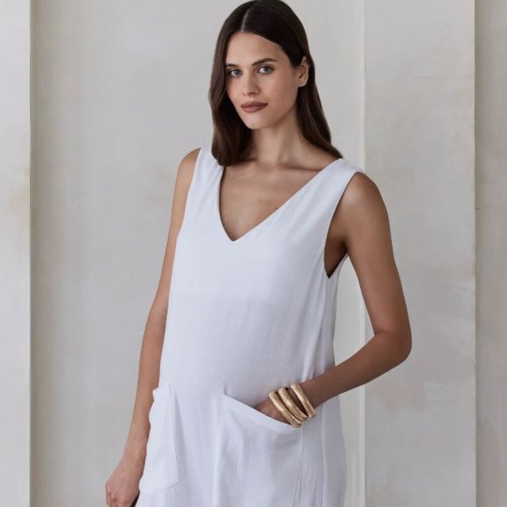 NEW Bumpsuit Maternity White Oversized Linen Jumpsuit - SIZE SMALL